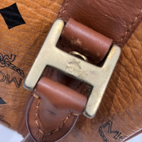 MCM - Picture 10 of 12